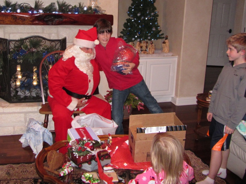 2013-12-23 21-15-17 Hildebrand Christmas.jpg